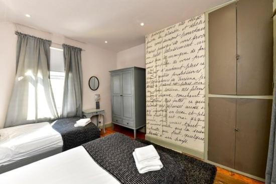 Quirky 4 Bedroom Apartment With Terrace Cardiff Exterior foto
